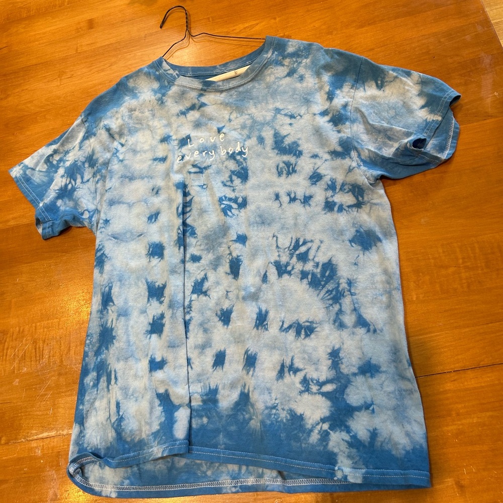 Ripple Blue Tie Dye “Love Everyone” T Shirt